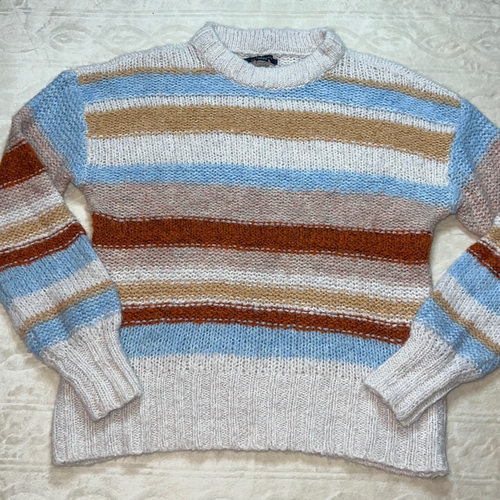 American‎ Eagle sweater